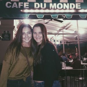 Meet your Posher, Leah